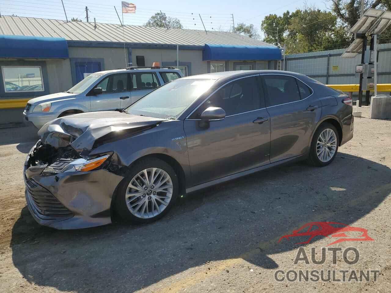 TOYOTA CAMRY 2019 - 4T1B21HK0KU518227