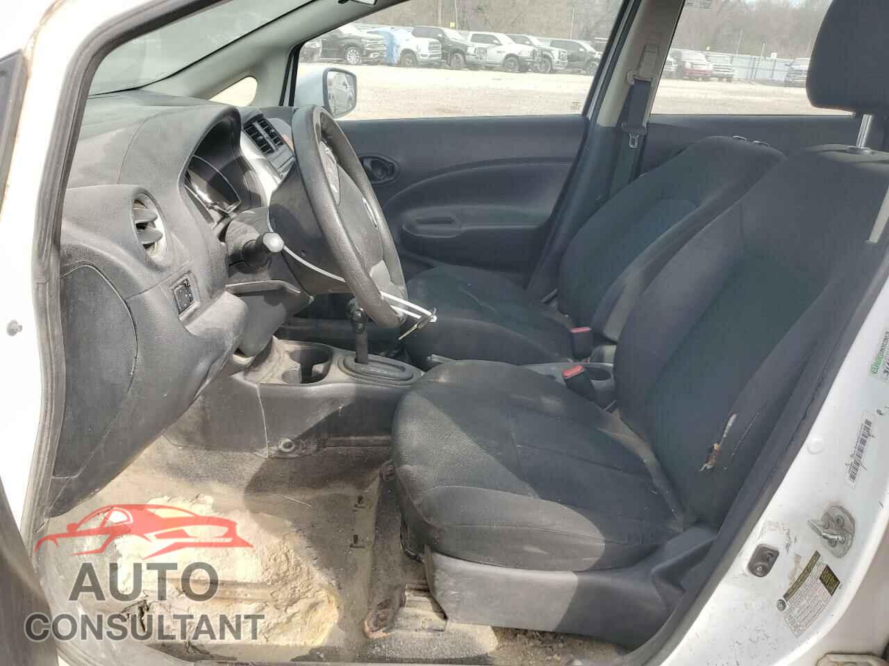 NISSAN VERSA 2015 - 3N1CE2CP7FL393237