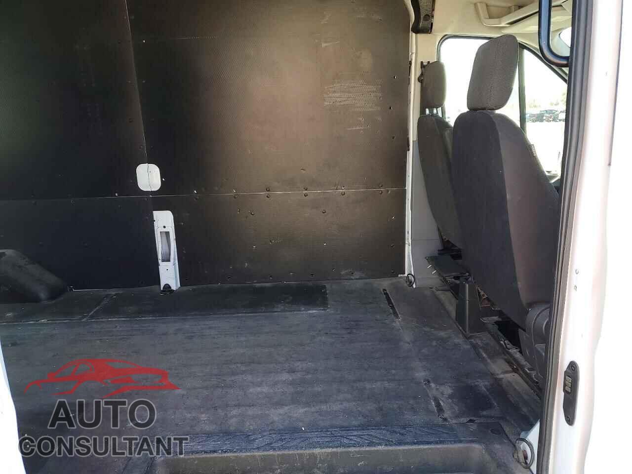 FORD TRANSIT 2019 - 1FTYR2CM4KKB83512
