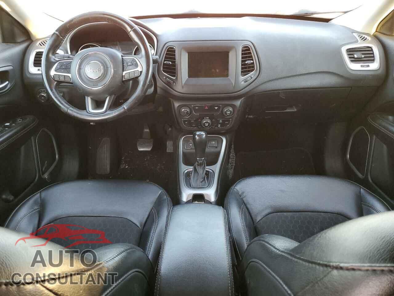 JEEP COMPASS 2018 - 3C4NJCBBXJT488896