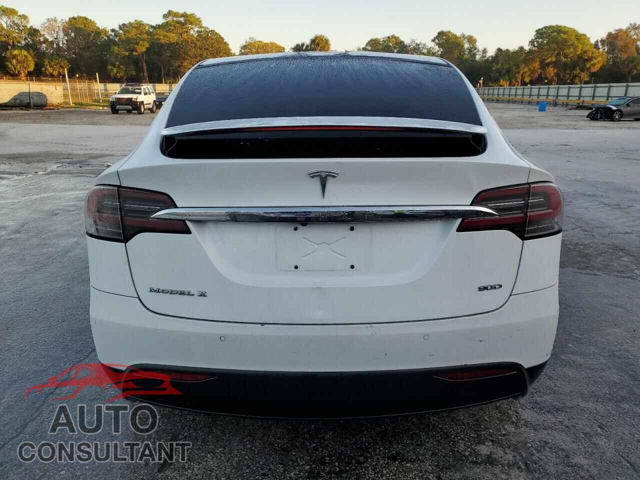 TESLA MODEL X 2017 - 5YJXCDE24HF035810