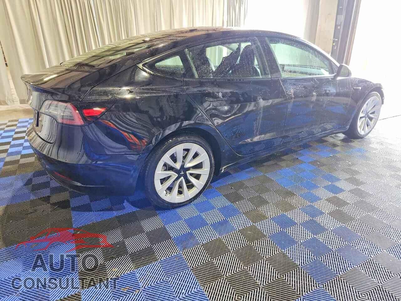 TESLA MODEL 3 2022 - 5YJ3E1EA4NF288409