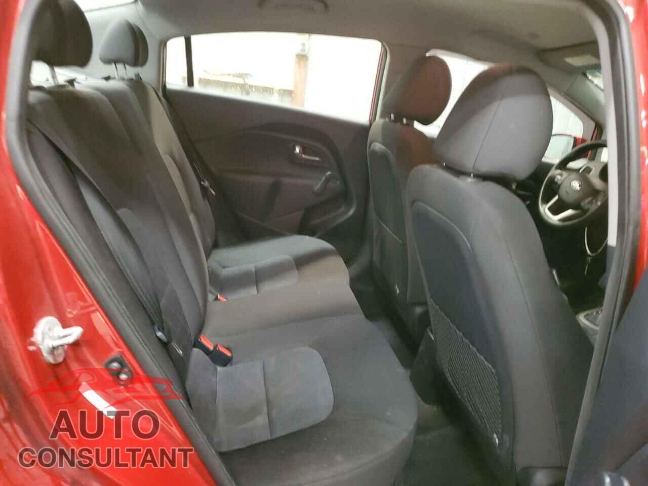KIA RIO 2017 - KNADM4A31H6118361