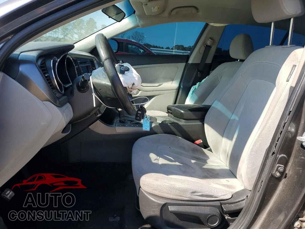 KIA OPTIMA 2011 - KNAGM4A78B5091429