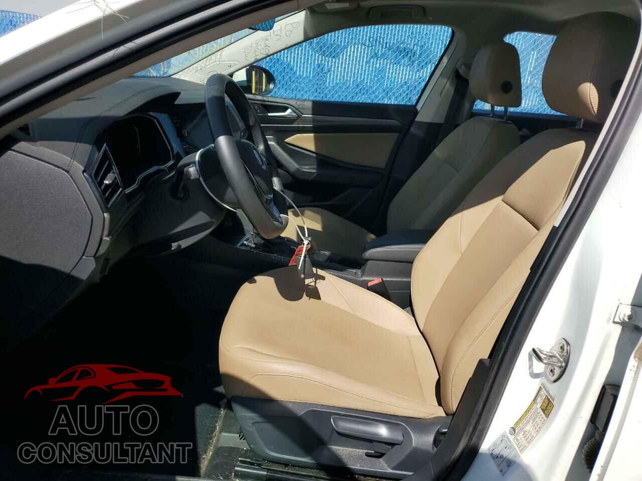 VOLKSWAGEN JETTA 2020 - 3VWEB7BU2LM065553