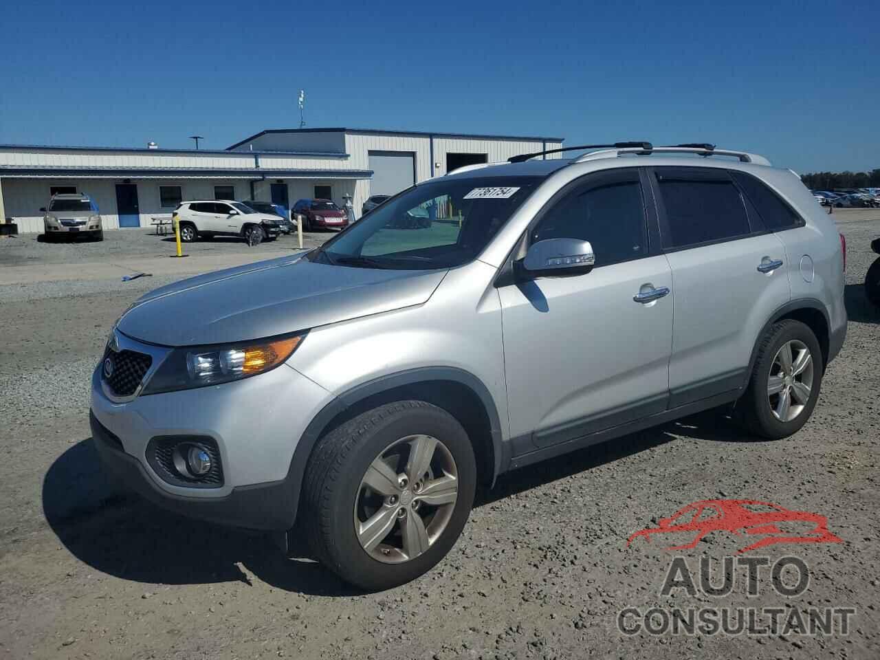 KIA SORENTO 2013 - 5XYKU4A61DG424360