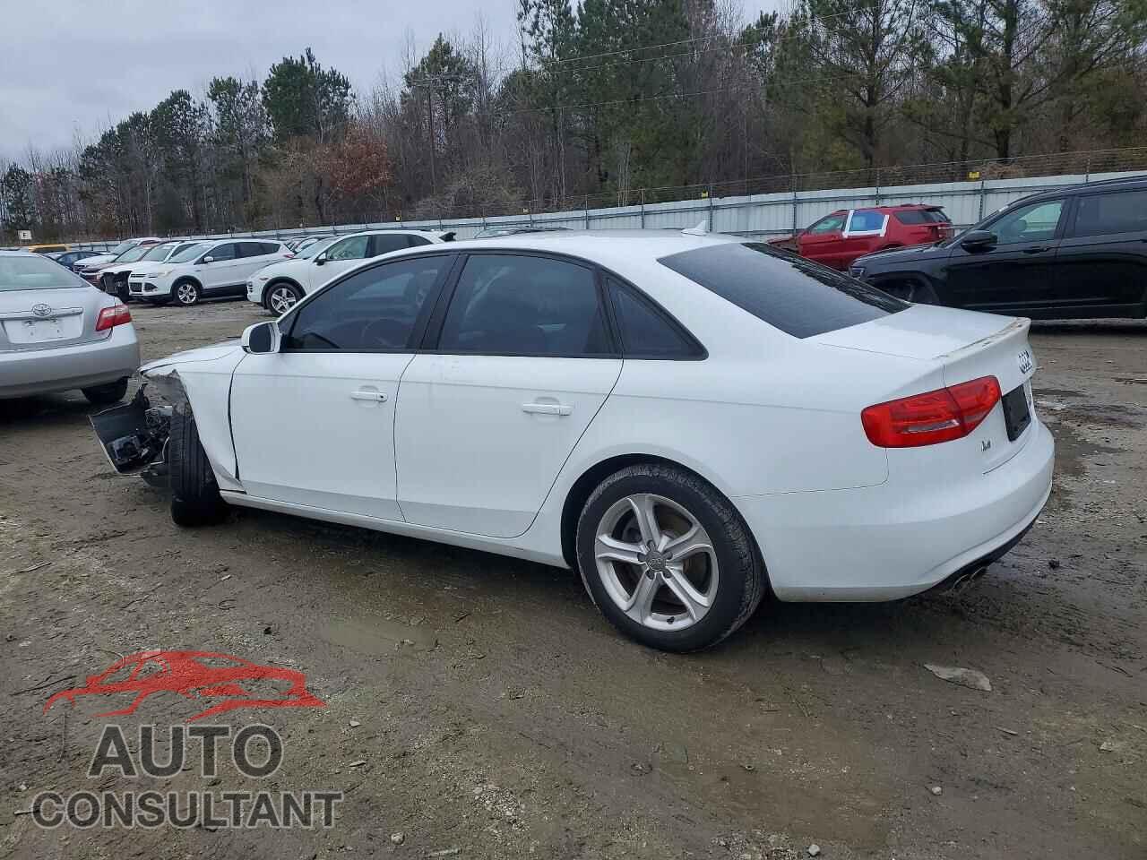 AUDI A4 2013 - WAUBFAFL2DN045929