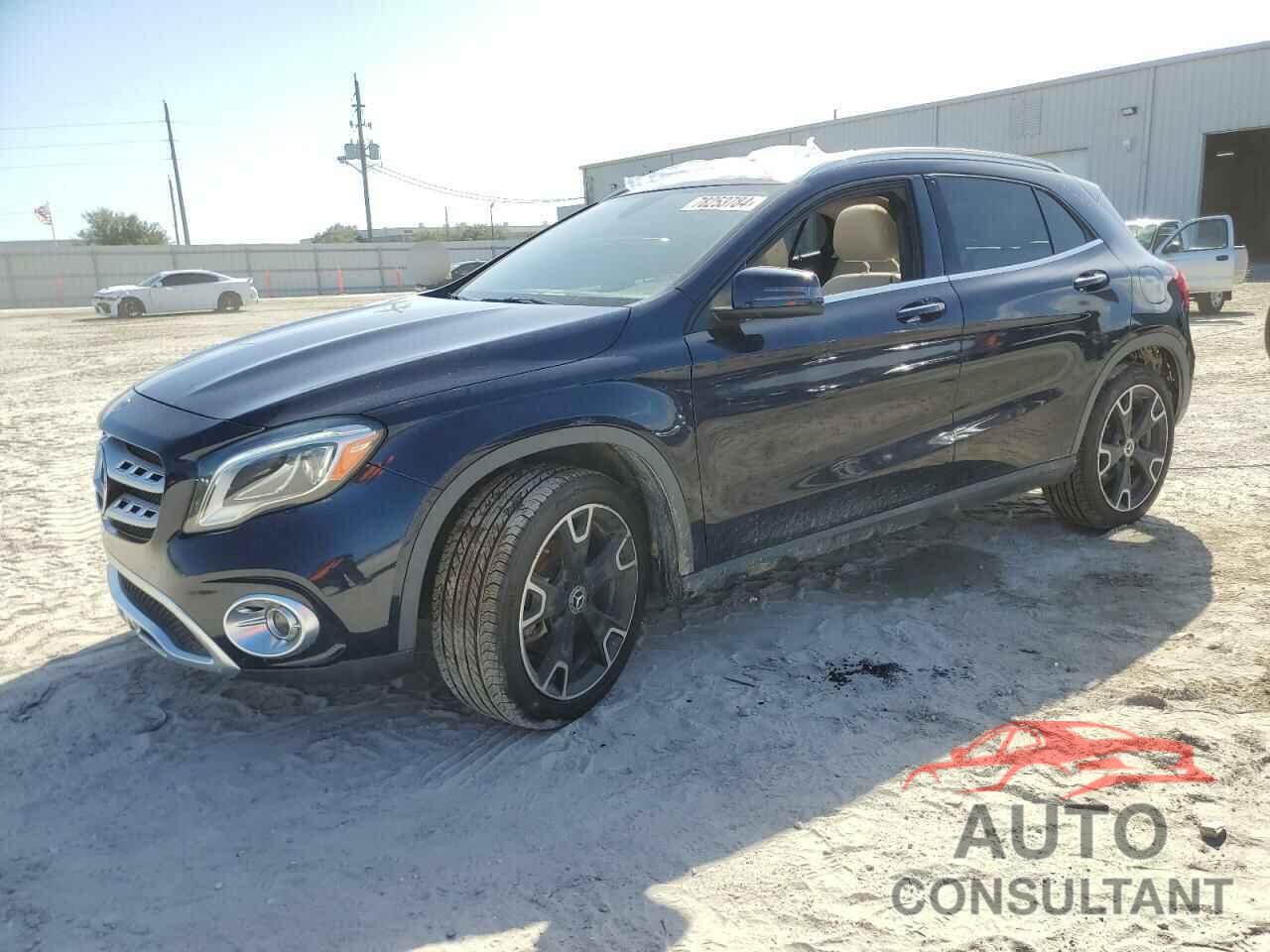 MERCEDES-BENZ GLA-CLASS 2018 - WDCTG4EB5JJ486174