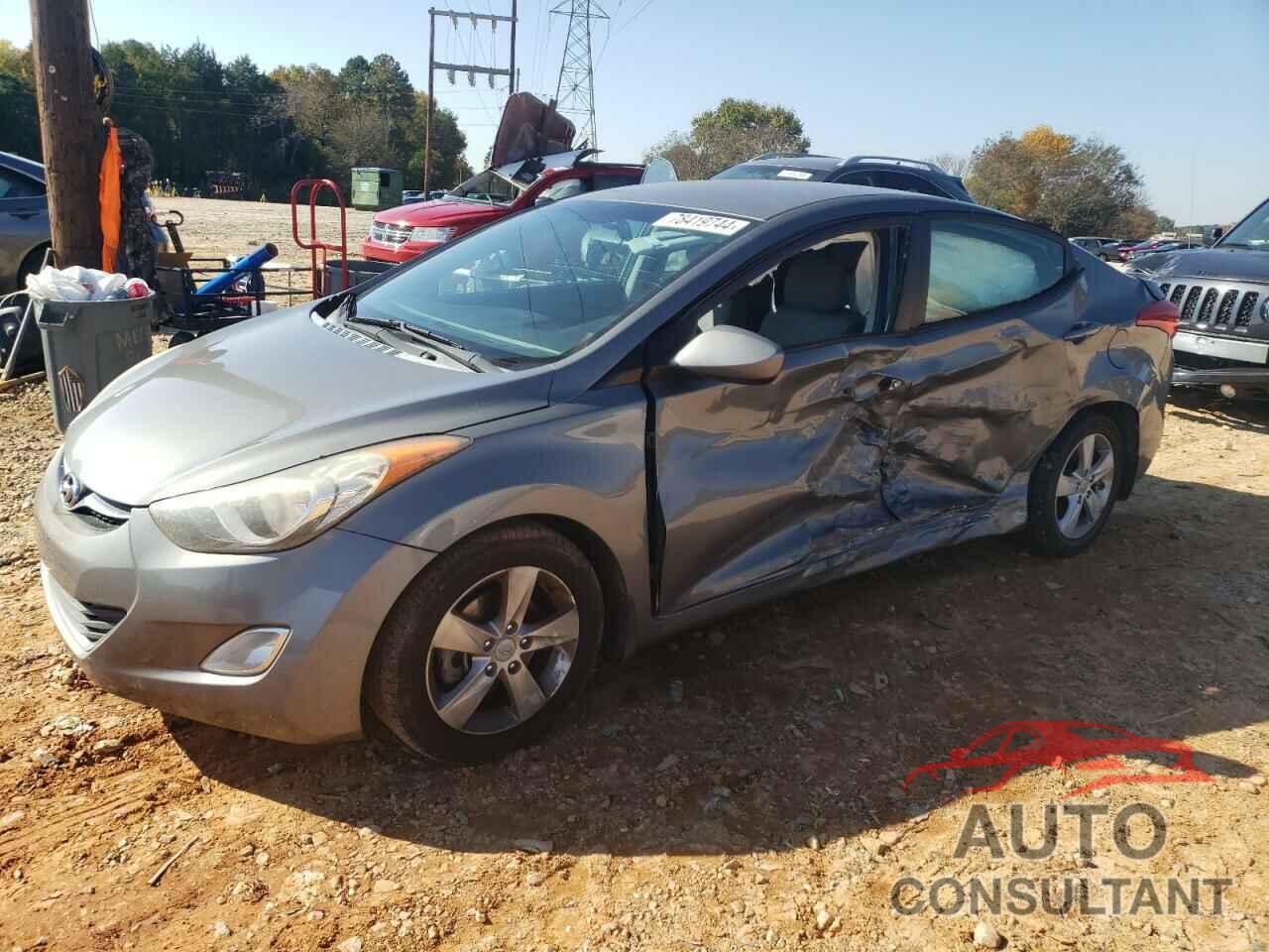 HYUNDAI ELANTRA 2013 - 5NPDH4AE4DH249714