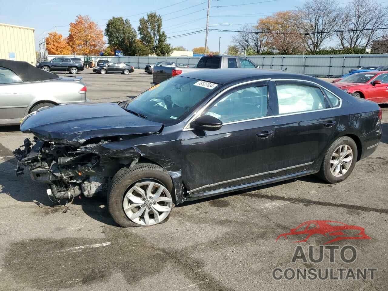 VOLKSWAGEN PASSAT 2017 - 1VWAT7A31HC022562