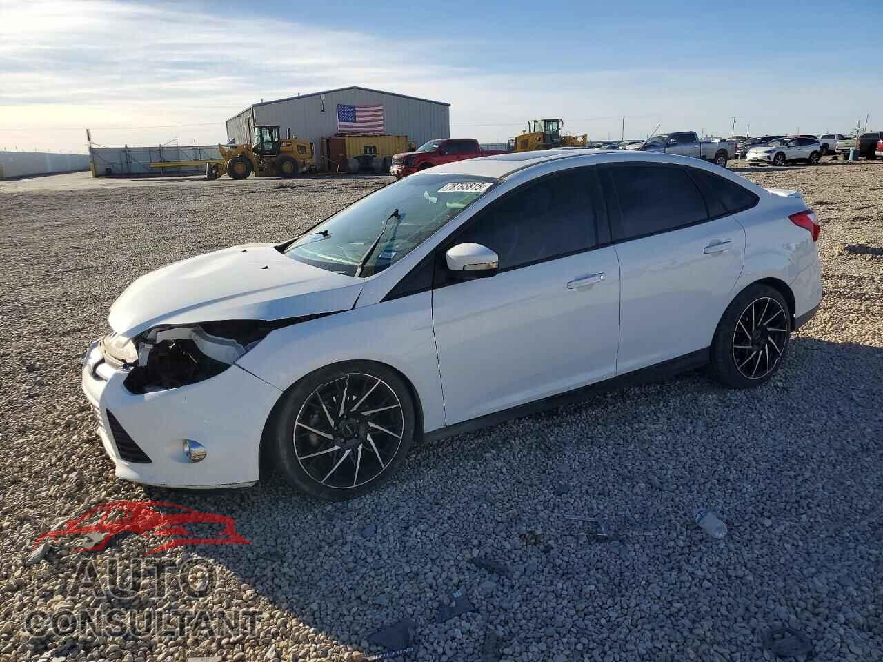 FORD FOCUS 2014 - 1FADP3F23EL407040