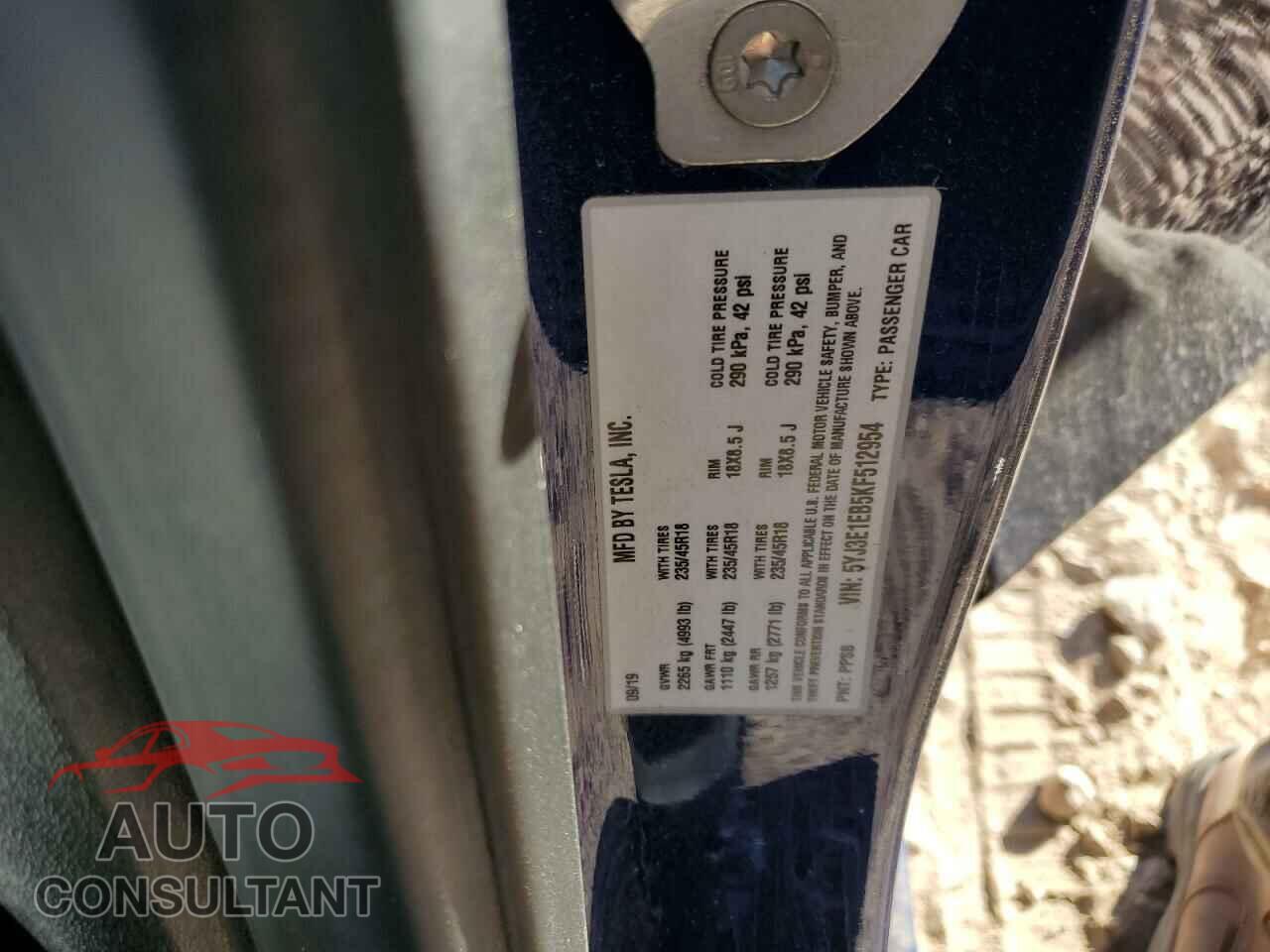 TESLA MODEL 3 2019 - 5YJ3E1EB5KF512954