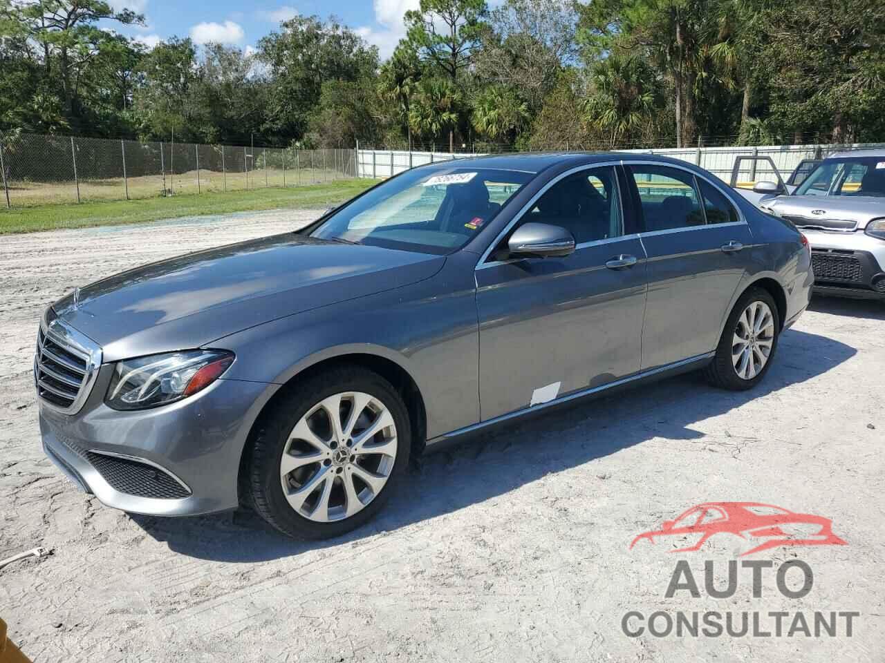 MERCEDES-BENZ E-CLASS 2019 - WDDZF4JB8KA502111