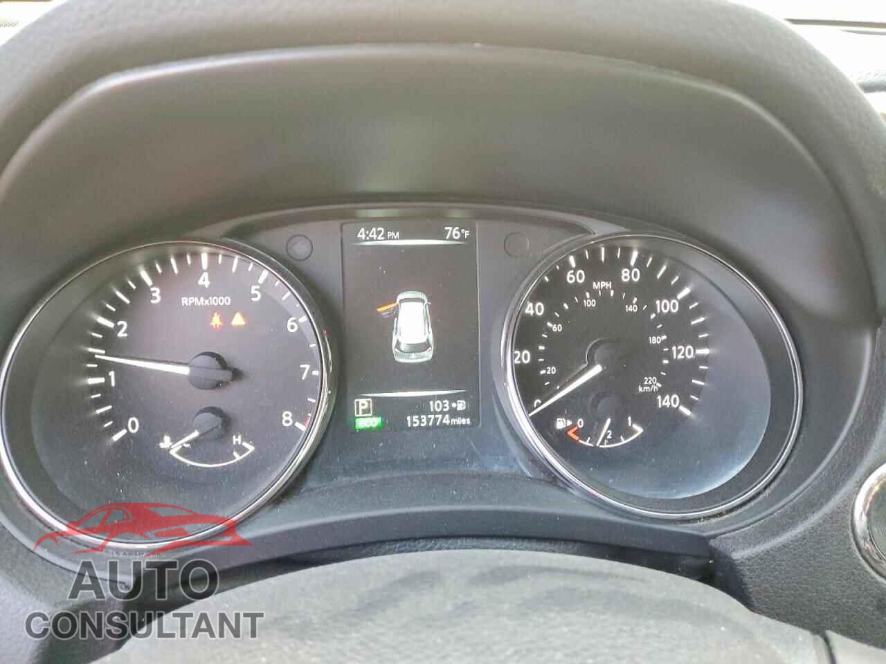 NISSAN ROGUE 2017 - 5N1AT2MT8HC811708