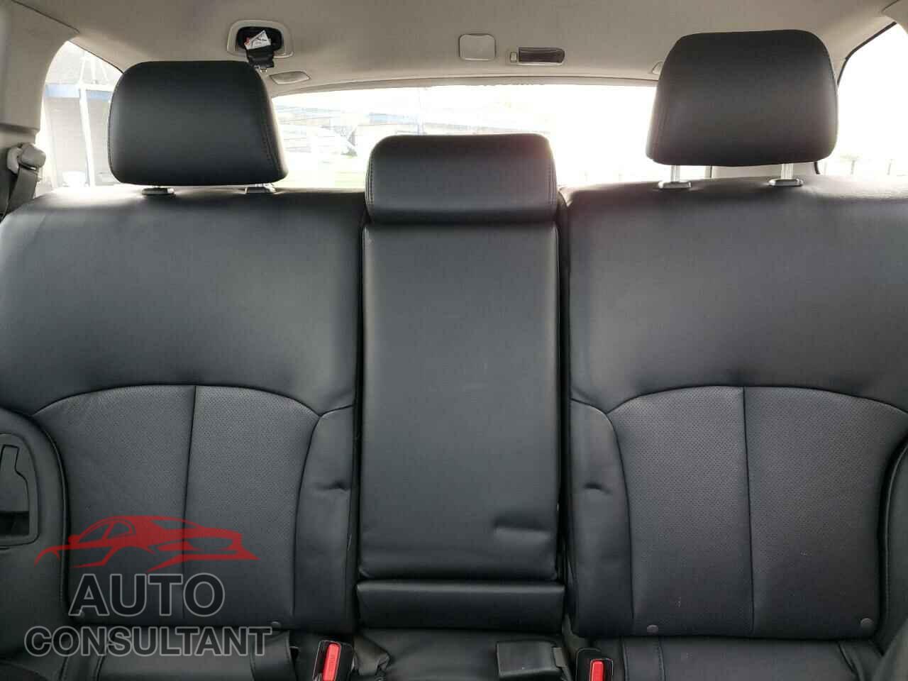 SUBARU OUTBACK 2014 - 4S4BRBLC2E3216885