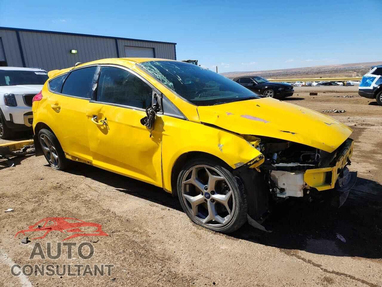 FORD FOCUS 2017 - 1FADP3L93HL205580