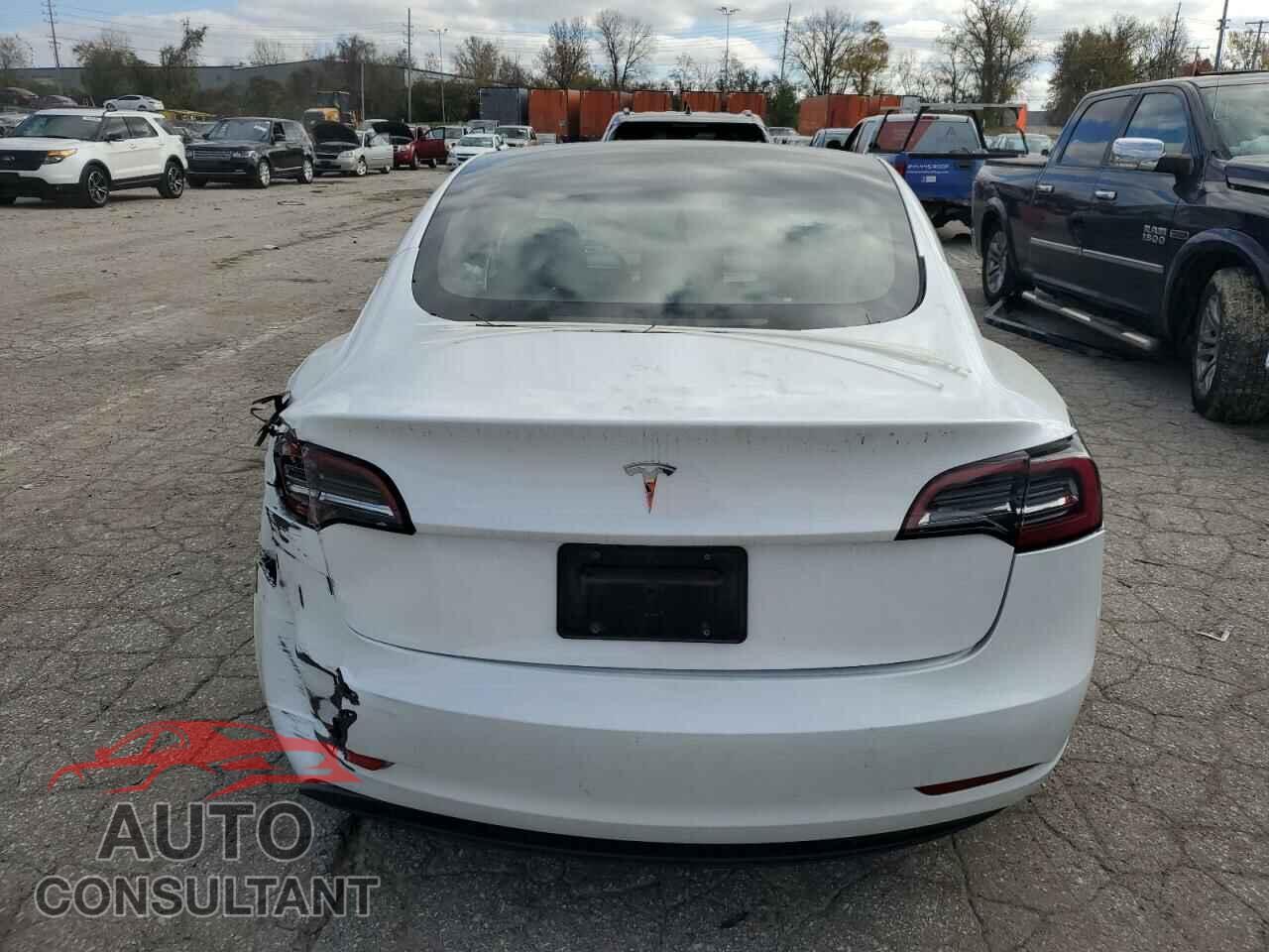 TESLA MODEL 3 2023 - 5YJ3E1EA7PF655824