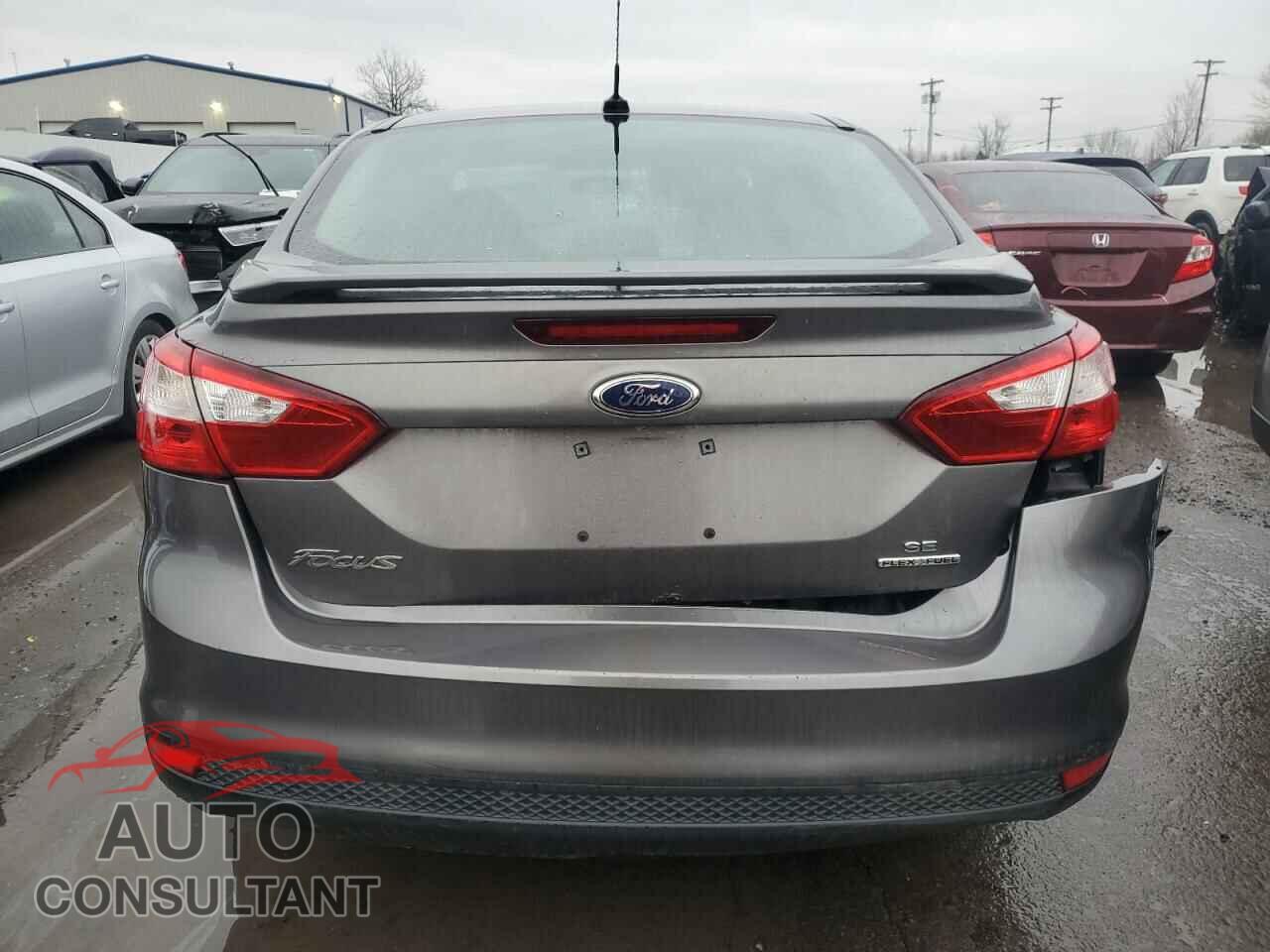 FORD FOCUS 2014 - 1FADP3F2XEL269772