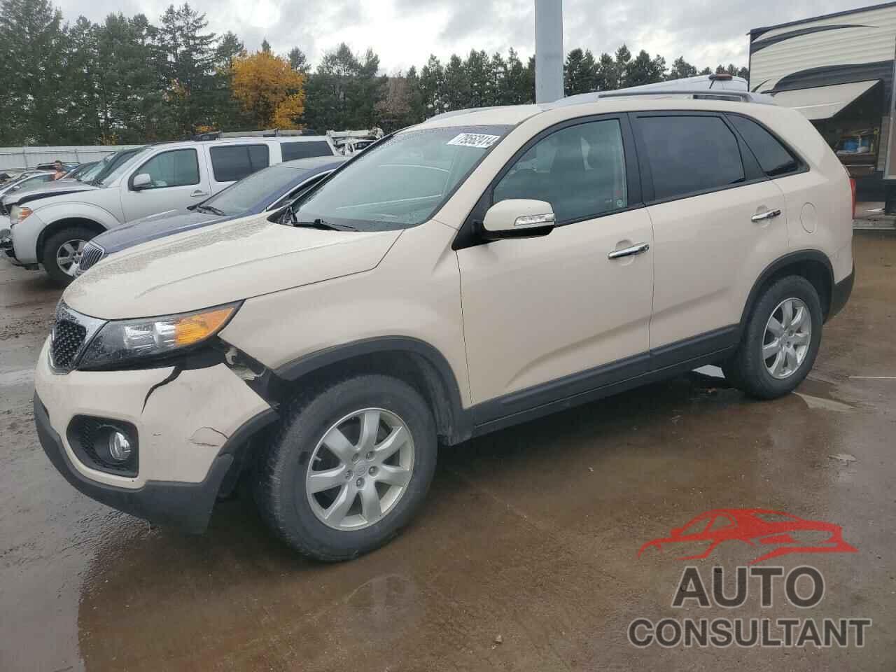 KIA SORENTO 2011 - 5XYKT3A14BG114248