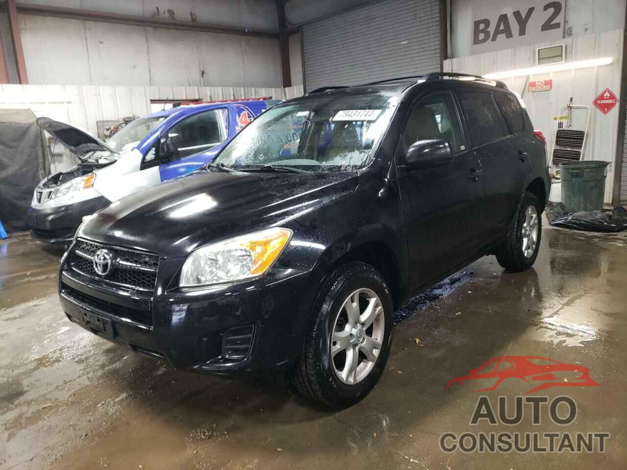 TOYOTA RAV4 2011 - JTMBF4DVXBD043051