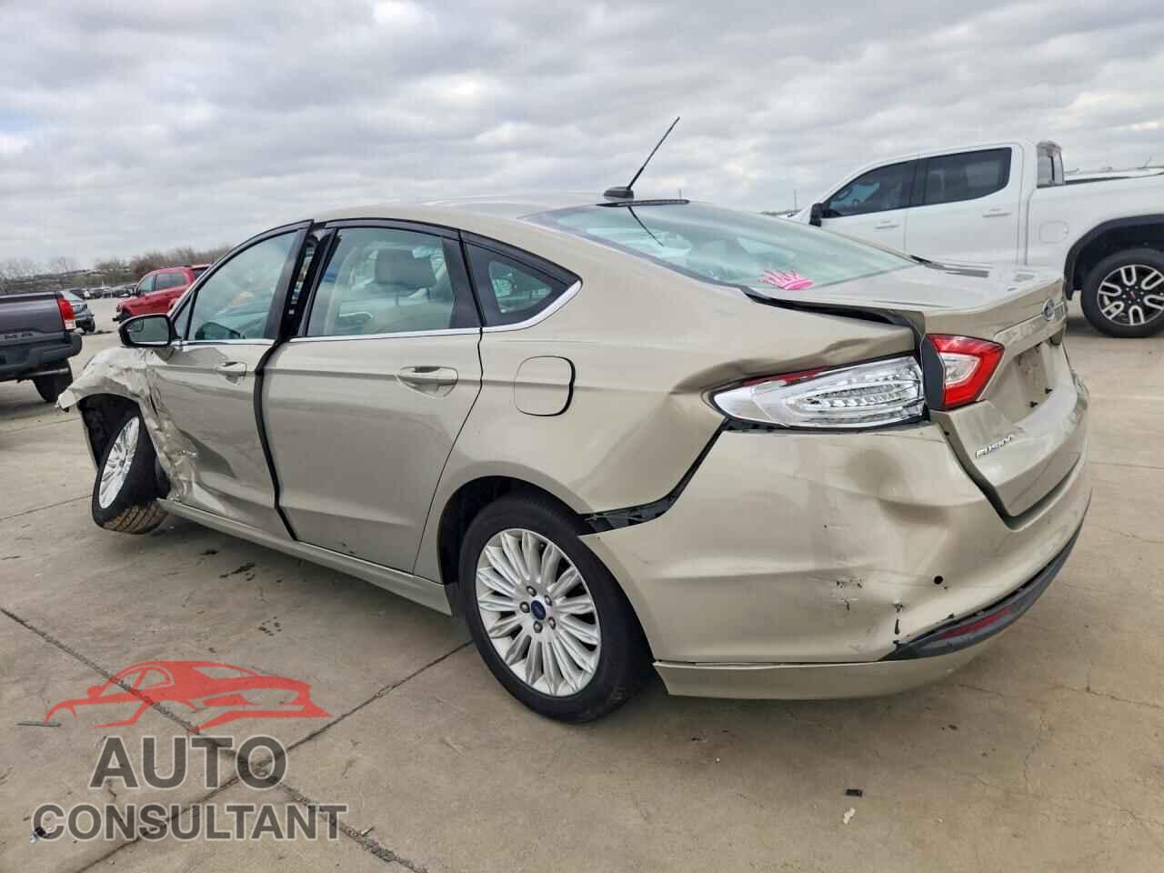 FORD FUSION 2015 - 3FA6P0LU6FR283006
