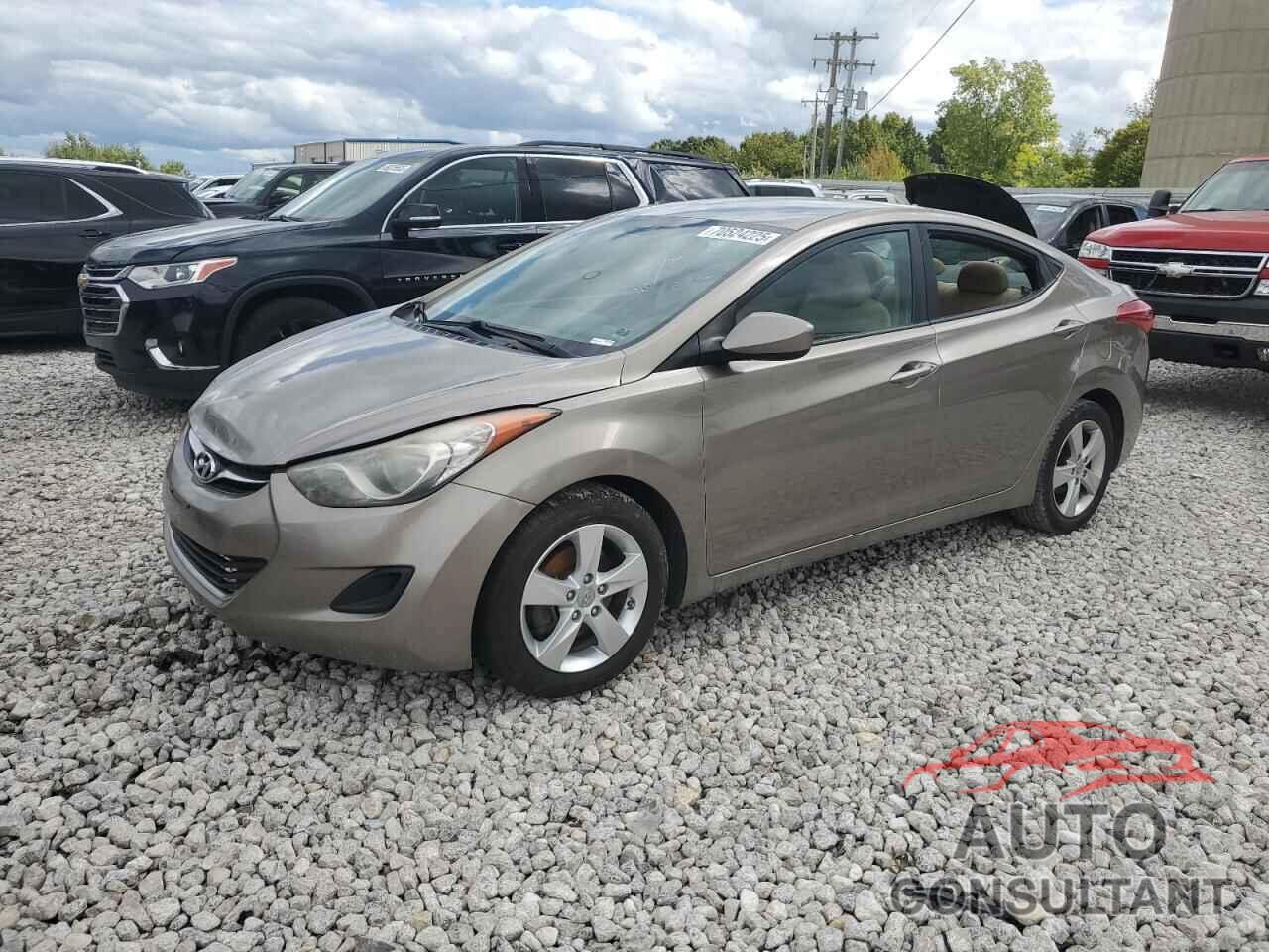 HYUNDAI ELANTRA 2013 - 5NPDH4AE4DH376429