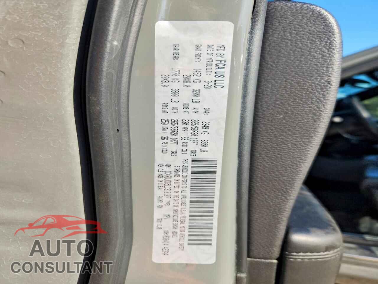 DODGE DURANGO 2020 - 1C4RDJDG5LC310107