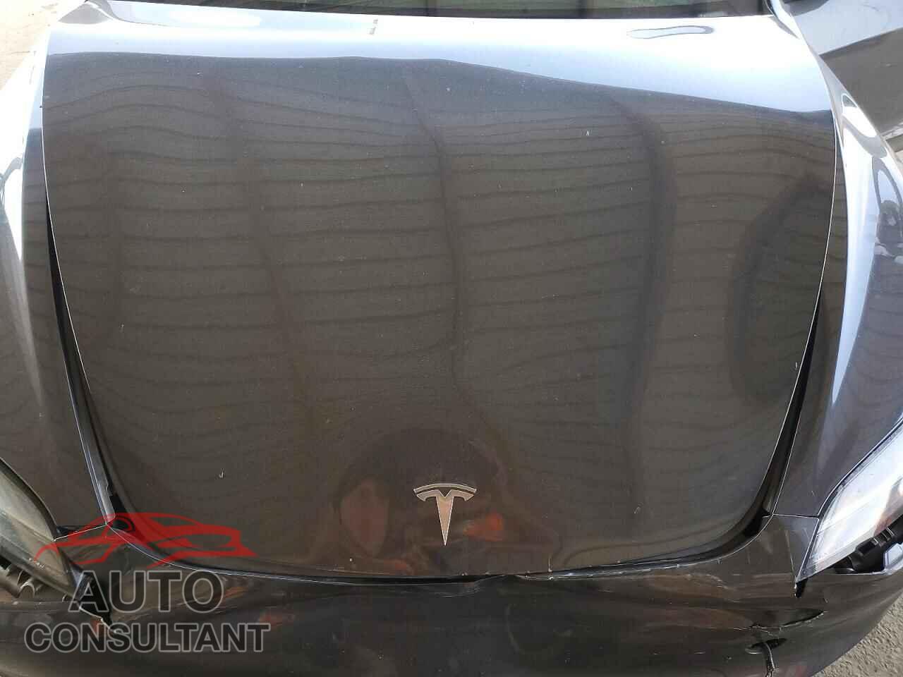 TESLA MODEL 3 2024 - 5YJ3E1EA3RF732420