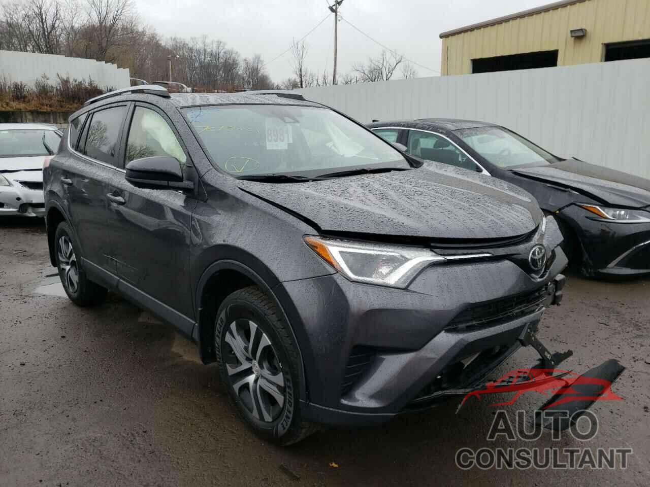 TOYOTA RAV4 2017 - JTMBFREV9HJ156981