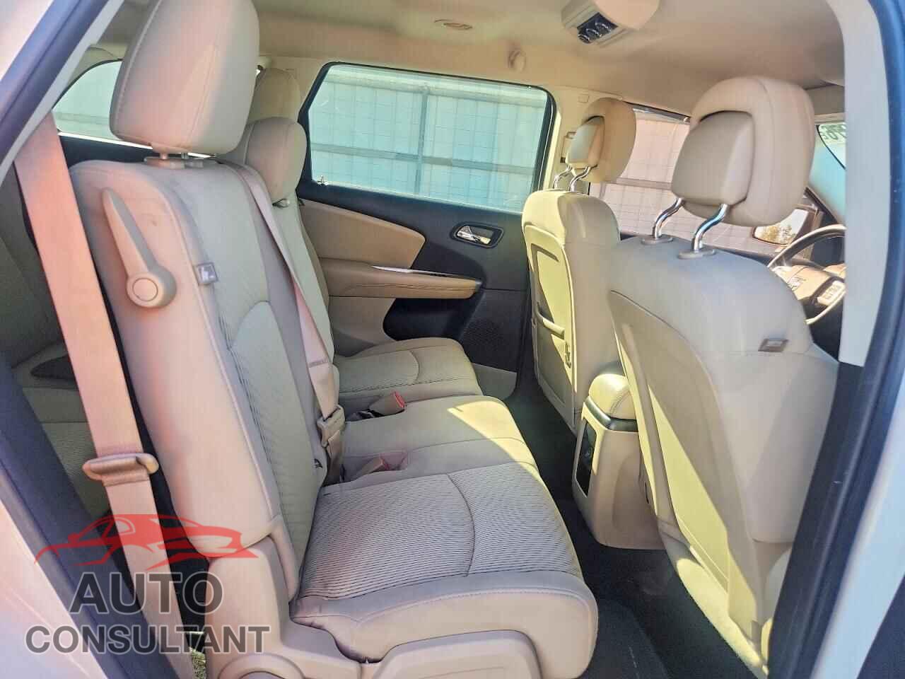 DODGE JOURNEY 2012 - 3C4PDCAB7CT218075