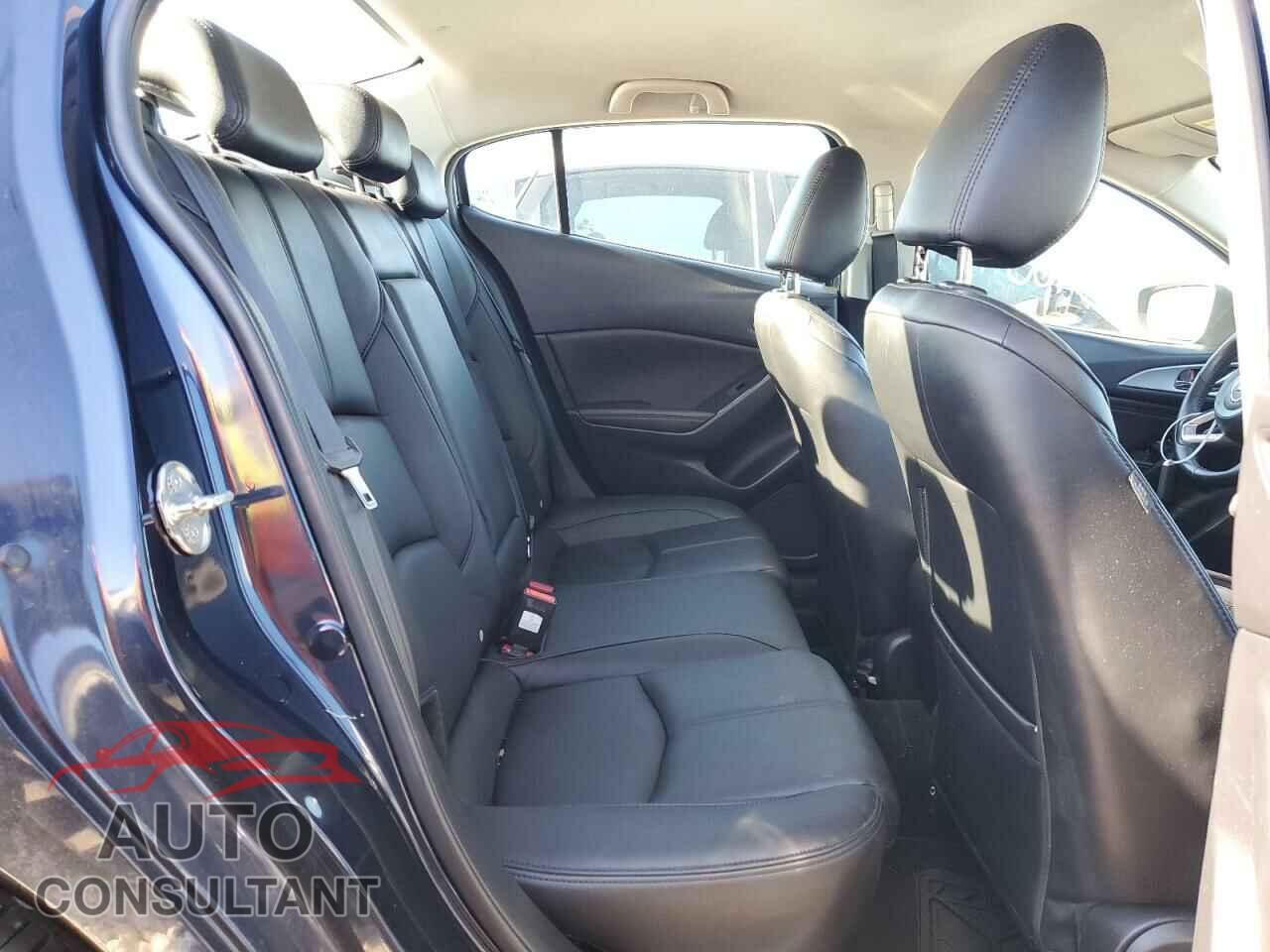 MAZDA 3 2017 - 3MZBN1V77HM120423
