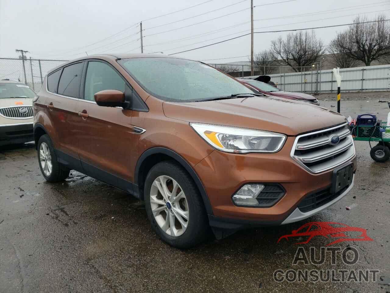 FORD ESCAPE 2017 - 1FMCU0GDXHUD45143