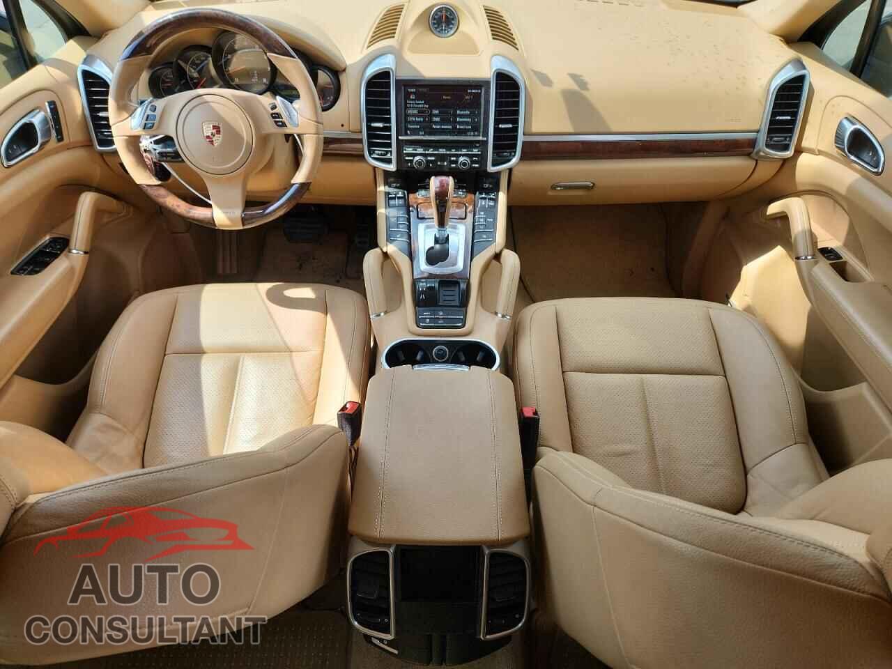 PORSCHE CAYENNE 2012 - WP1AA2A23CLA07815