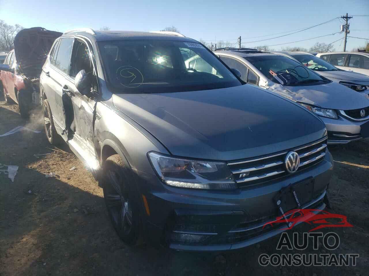 VOLKSWAGEN TIGUAN 2018 - 3VV2B7AX8JM143155