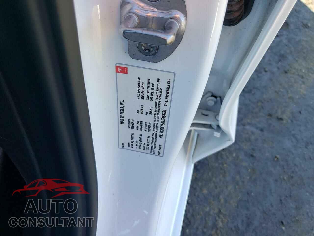 TESLA MODEL 3 2018 - 5YJ3E1EA1JF164754
