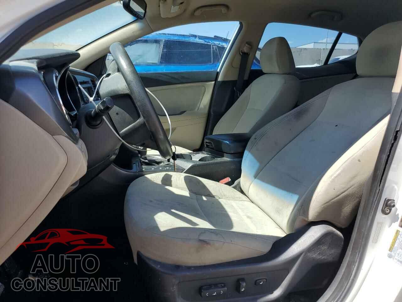 KIA OPTIMA 2012 - KNAGM4A72C5271507