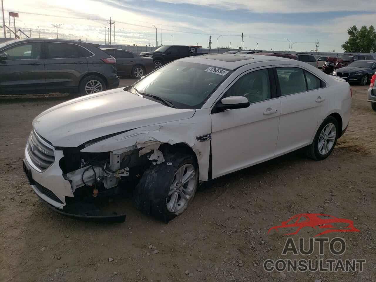 FORD TAURUS 2018 - 1FAHP2H83JG138621