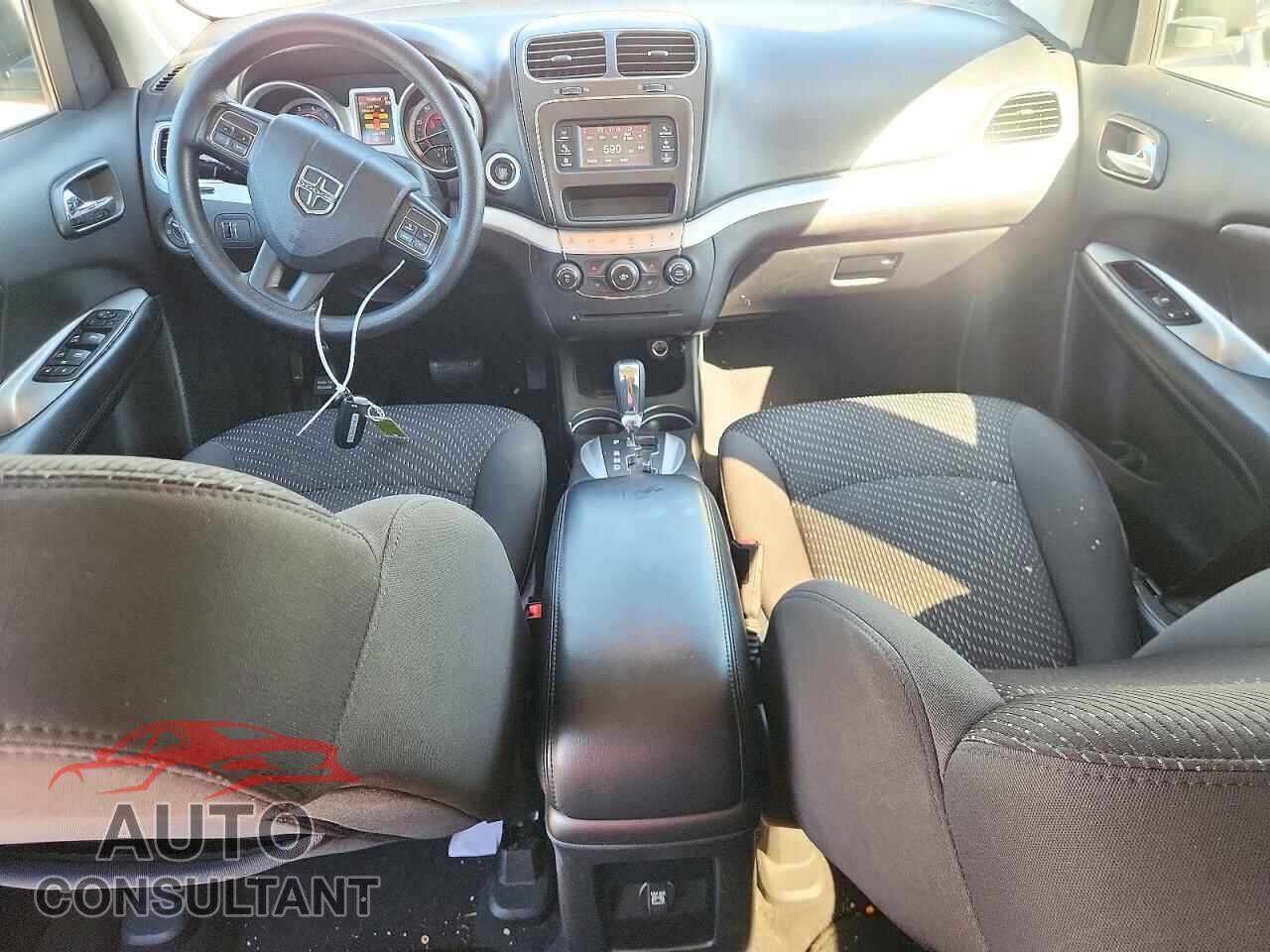 DODGE JOURNEY 2017 - 3C4PDCAB4HT696882