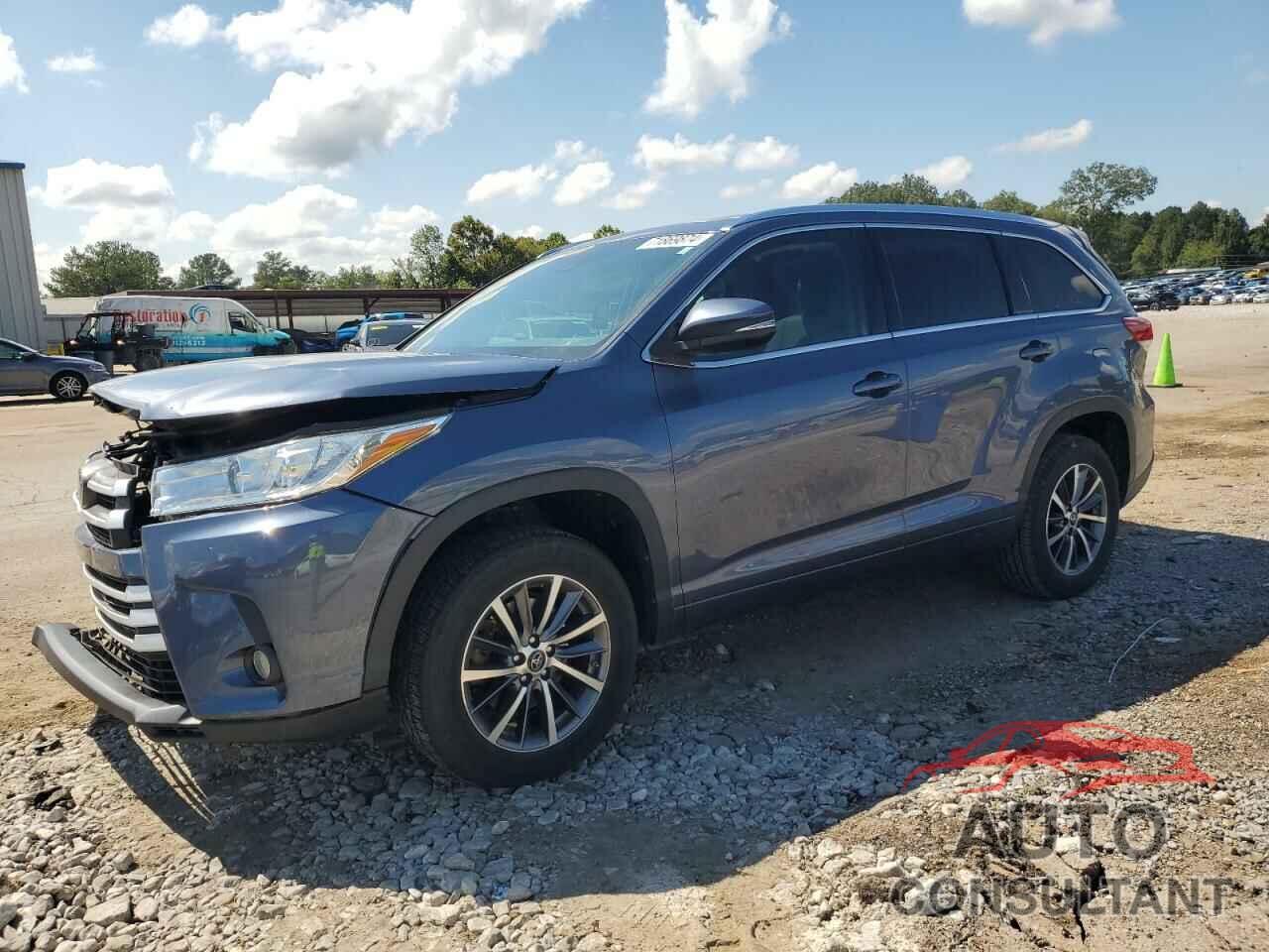 TOYOTA HIGHLANDER 2018 - 5TDKZRFH4JS278348