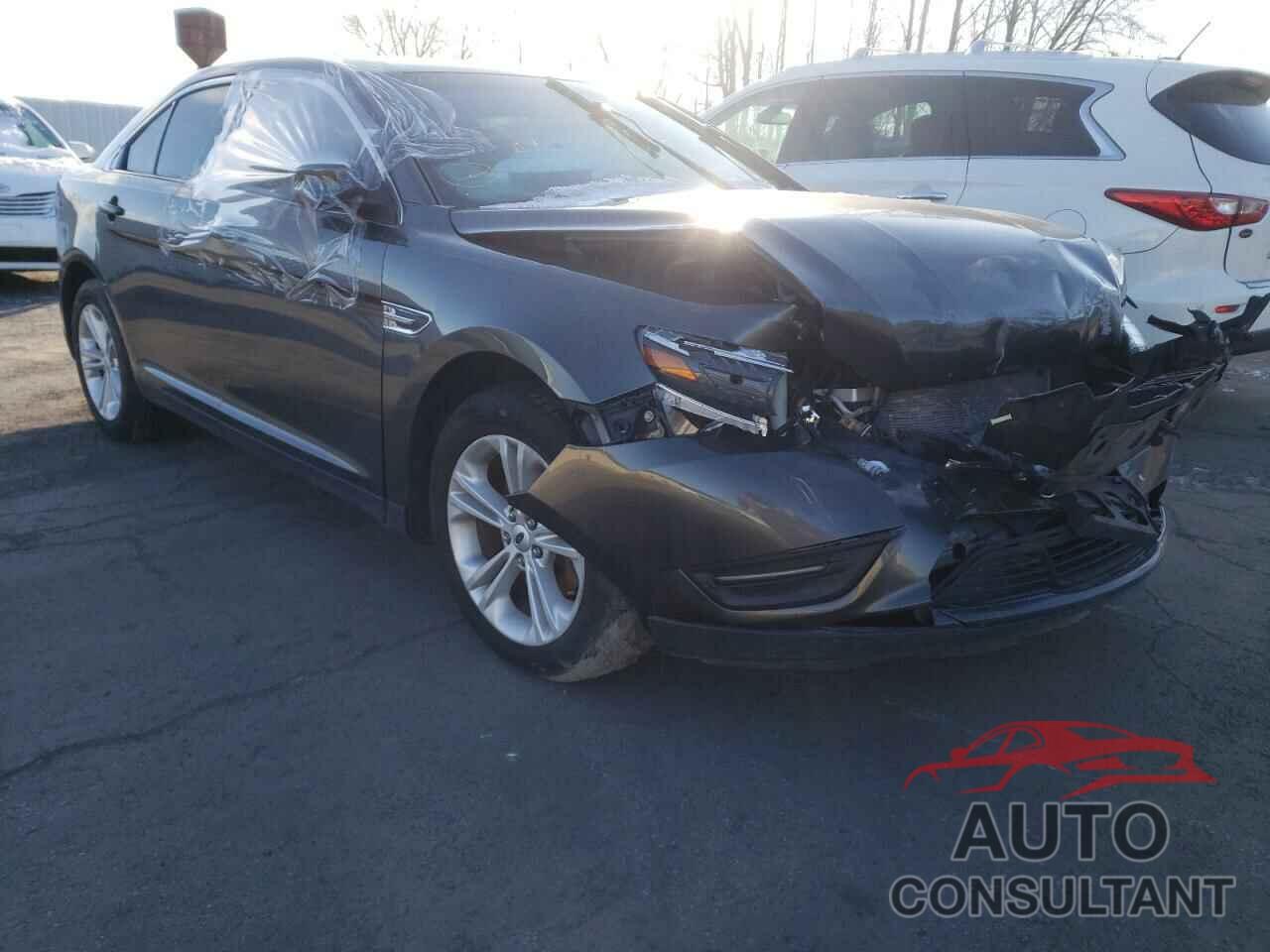 FORD TAURUS 2018 - 1FAHP2H84JG137347