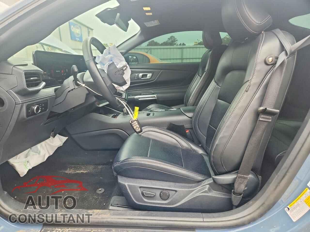 FORD MUSTANG 2024 - 1FA6P8TH3R5126932
