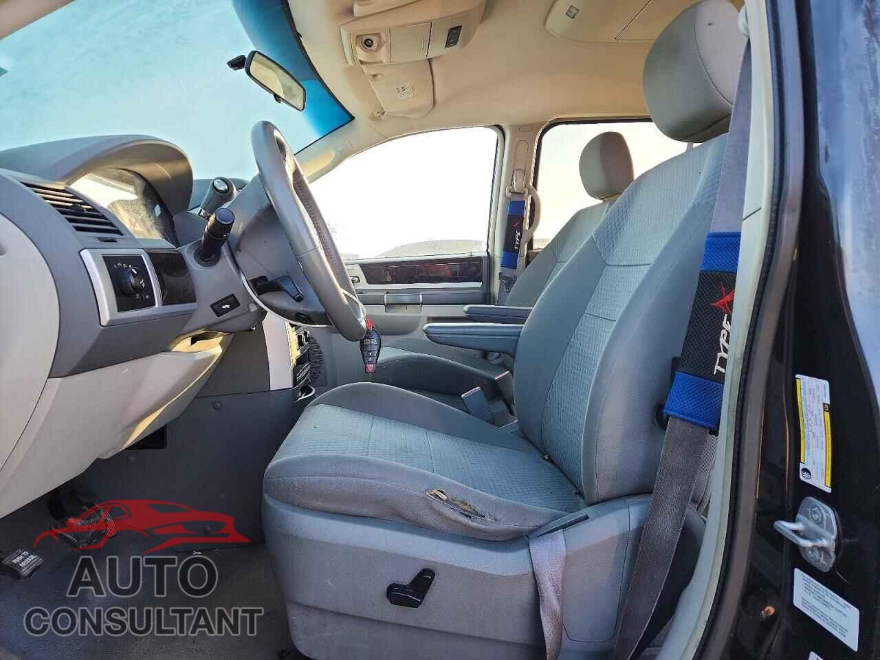 DODGE CARAVAN 2010 - 2D4RN5D19AR210339