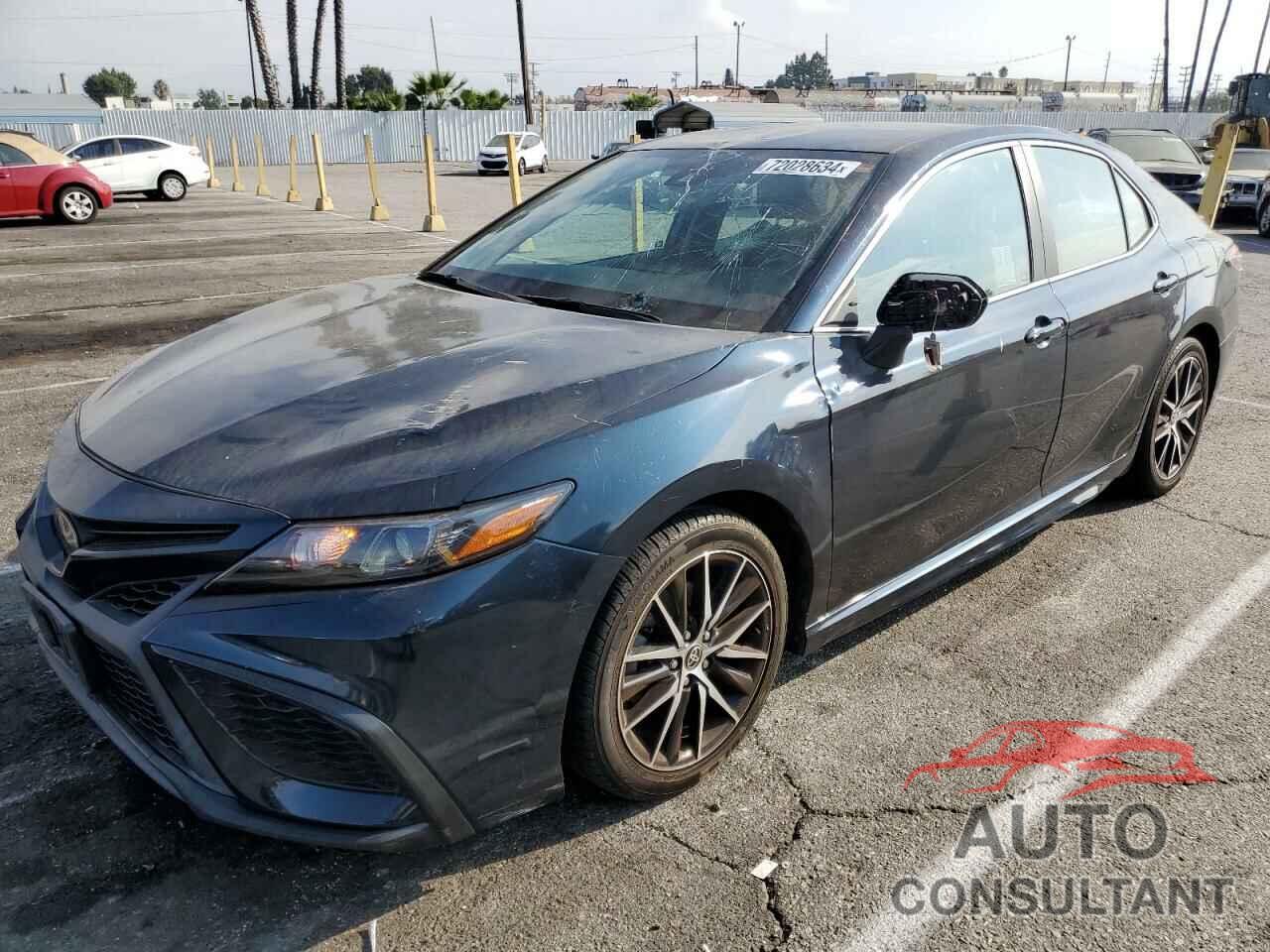 TOYOTA CAMRY 2021 - 4T1T11AK2MU558796