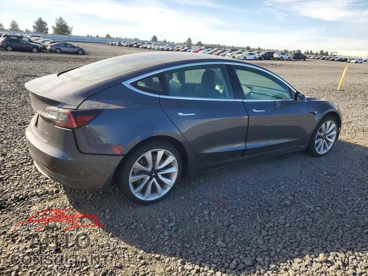 TESLA MODEL 3 2019 - 5YJ3E1EB8KF418549