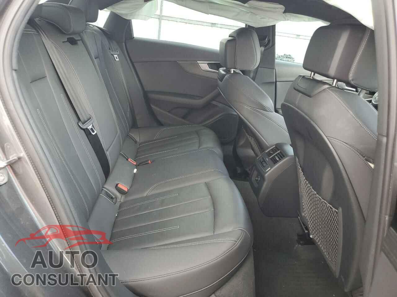 AUDI A4 2022 - WAUDAAF45NN005362