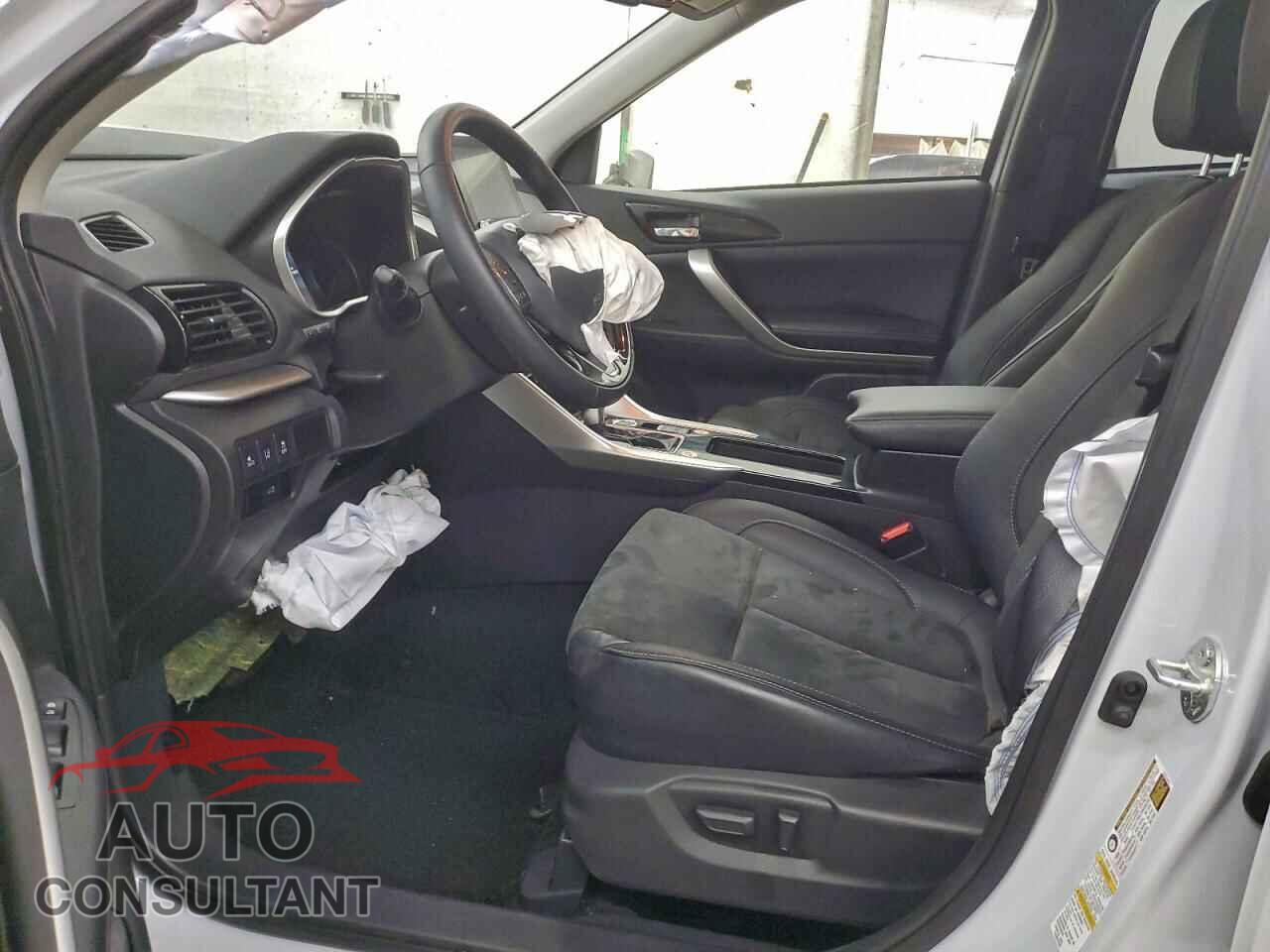 MITSUBISHI ECLIPSE 2025 - JA4ATWAA5SZ017875