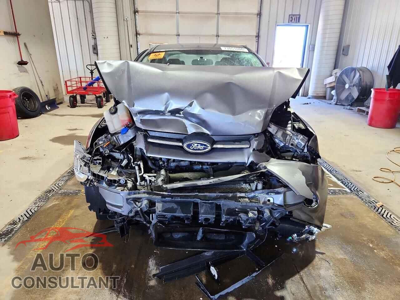 FORD FOCUS 2014 - 1FADP3F28EL102083