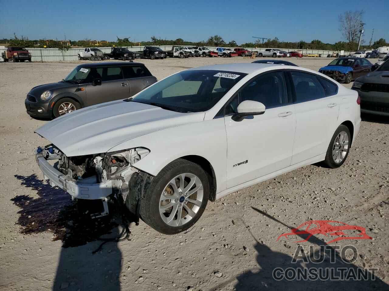 FORD FUSION 2019 - 3FA6P0LU0KR188810