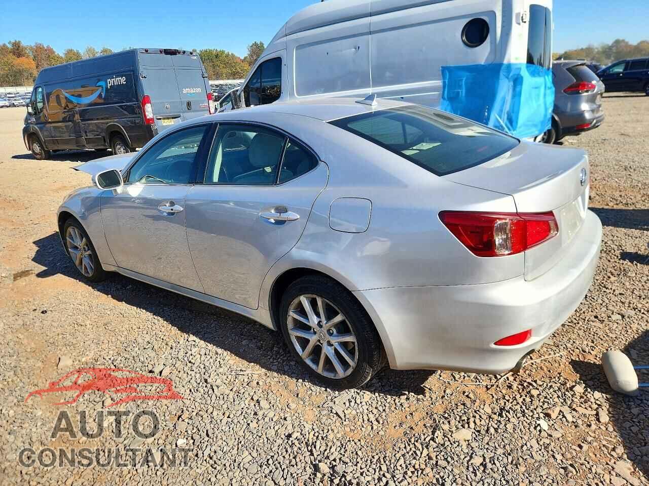 LEXUS IS 2011 - JTHCF5C22B5051459