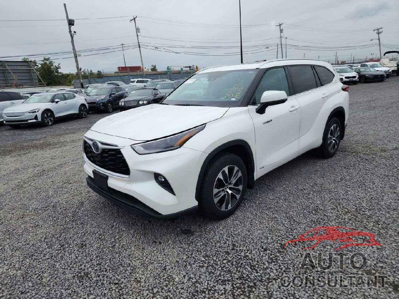 TOYOTA HIGHLANDER 2021 - 5TDGBRCH0MS523861